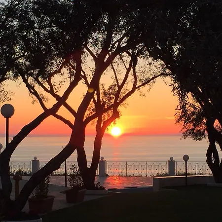 Couette-café Costa Viola Palmi