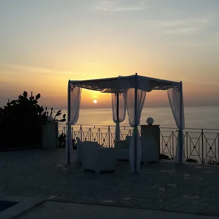 Bed & Breakfast Costa Viola *